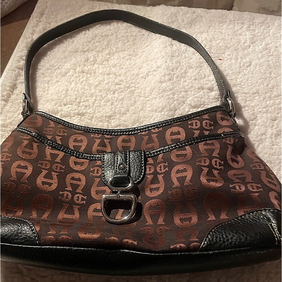 Aigner Brown Retro Y2K Patterned Signature Logo Women's Shoulder Bag - Picture 1 of 9